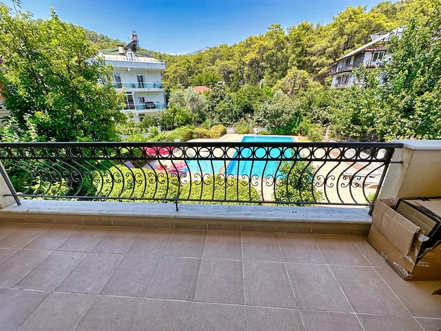 Квартира планировки 2+1 дуплекс в районе Кемер - Анталия 