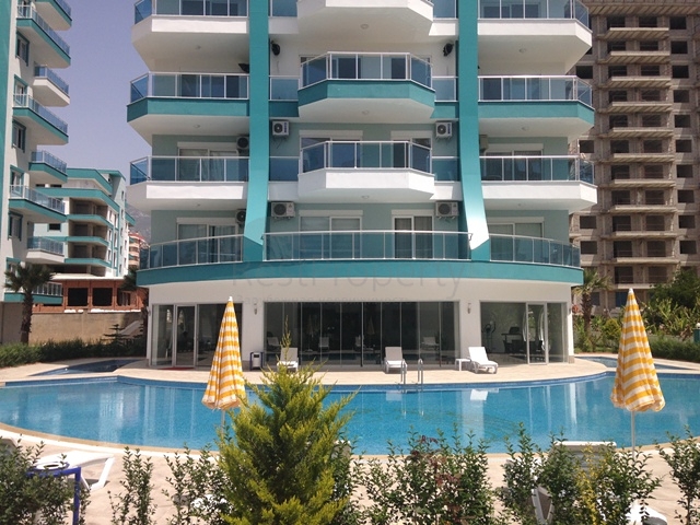 Квартиры в новом комплексе в Махмутларе от известного застройщика