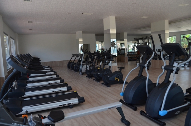 Квартиры в новом комплексе в Махмутларе от известного застройщика