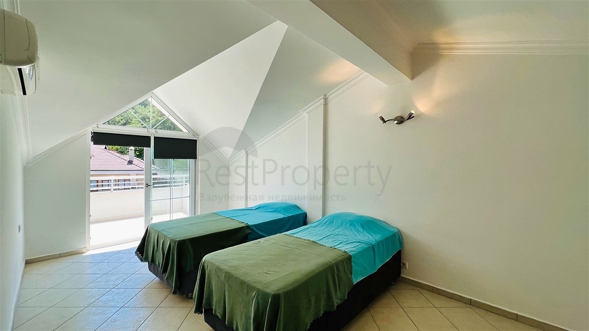 Квартира планировки 2+1 дуплекс в районе Кемер - Анталия 