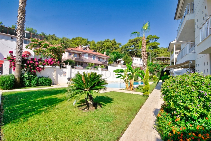 Квартира планировки 2+1 дуплекс в районе Кемер - Анталия 