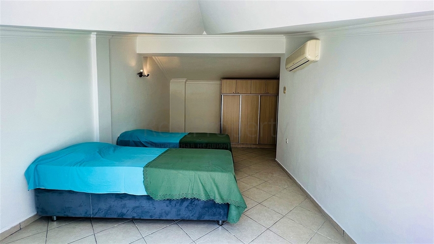 Квартира планировки 2+1 дуплекс в районе Кемер - Анталия 