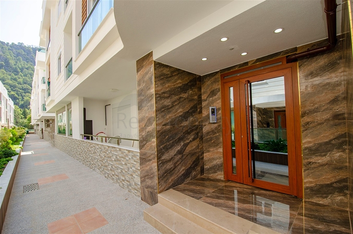 Квартира планировки 1+1 в микрорайоне Сарысу -Анталия 