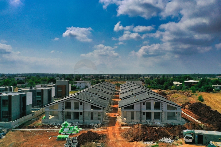 Вилла планировки 4+1 в районе Дошемеалты - Анталия 