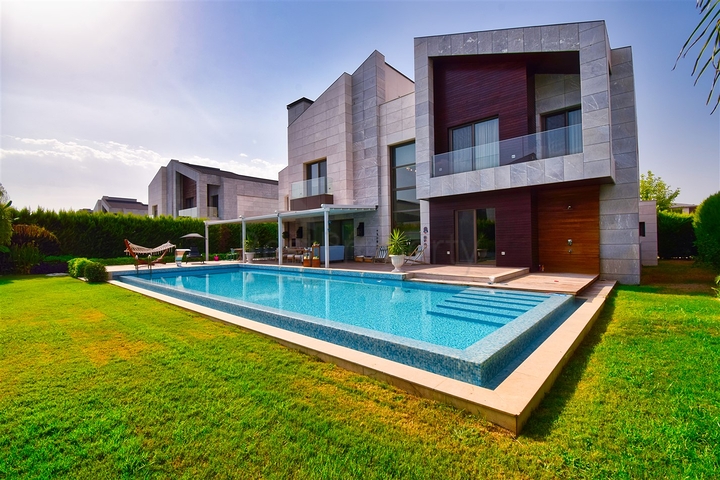 Вилла планировки 6+1 в микрорайоне Алтынкале - Анталия 