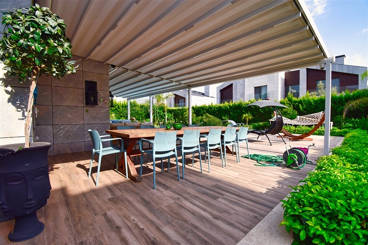 Вилла планировки 6+1 в микрорайоне Алтынкале - Анталия 