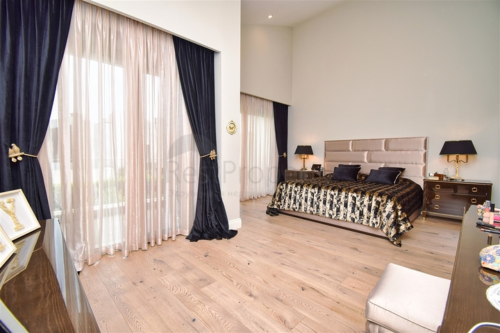 Вилла планировки 6+1 в микрорайоне Алтынкале - Анталия 