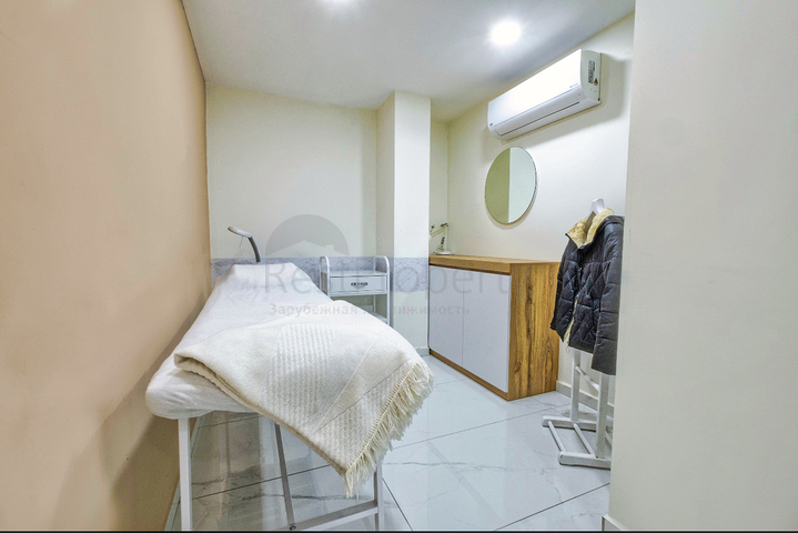 Коммерческое помещение  планировки 3+1 в микрорайоне Сарысу - Анталия 