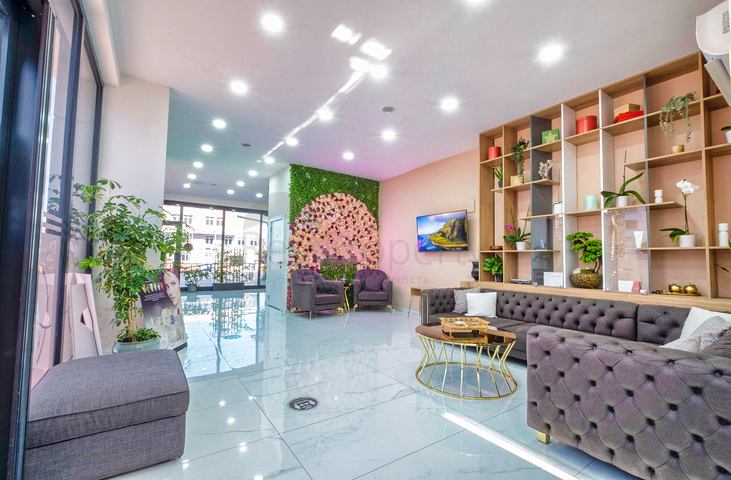 Коммерческое помещение  планировки 3+1 в микрорайоне Сарысу - Анталия 