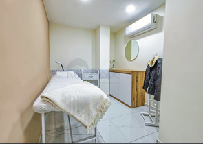 Коммерческое помещение  планировки 3+1 в микрорайоне Сарысу - Анталия 