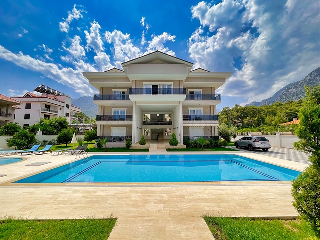 Квартира планировки 2+1 в районе Кемер - Анталия 