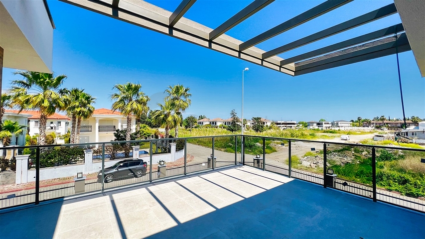 Великолепная вилла планировки 4+1 в районе Кемер - Анталия 