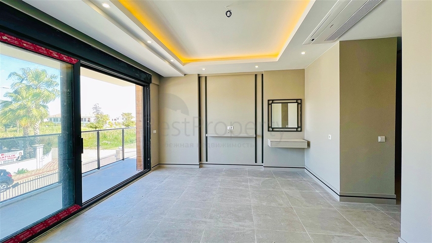 Великолепная вилла планировки 4+1 в районе Кемер - Анталия 