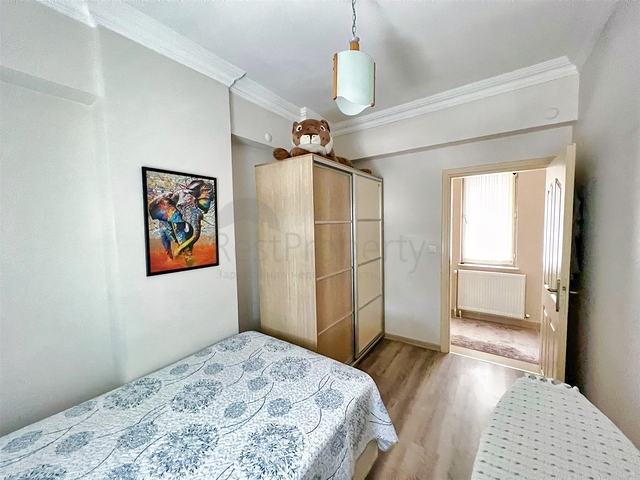 Квартира планировки 3+1 в центре города Анталия 