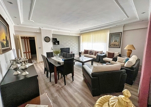 Квартира планировки 3+1 в центре города Анталия 