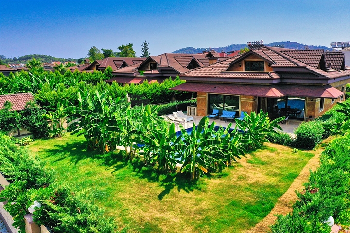 Вилла планировки 4+1 в районе Кемер - Анталия 