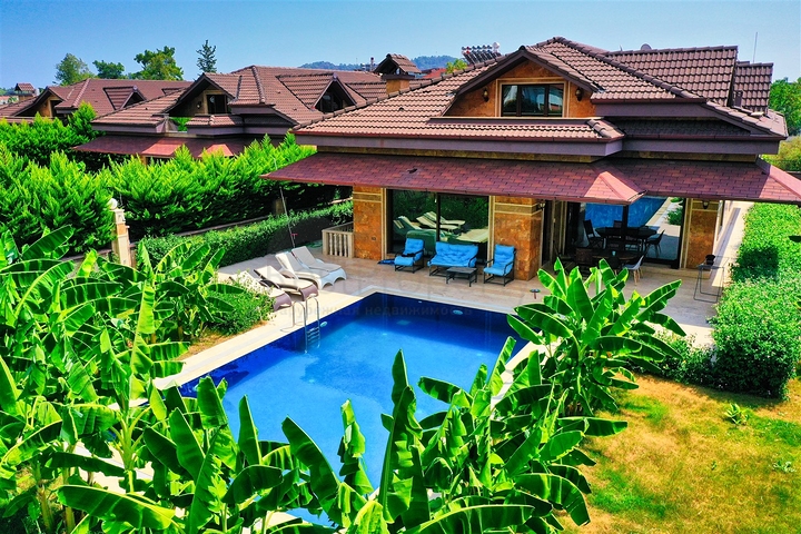 Вилла планировки 4+1 в районе Кемер - Анталия 