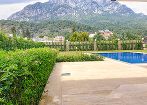 Вилла планировки 4+1 в районе Кемер - Анталия 