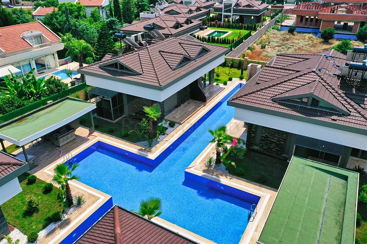 Таунхаус  планировки 3+1 в районе Кемер - Анталия   Таунхаус  планировки 3+1 в районе Кемер - Анталия