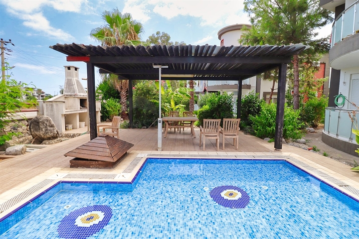 Квартира планировки 3+2 дуплекс в районе Кемер - Анталия 