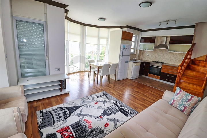 Квартира планировки 3+2 дуплекс в районе Кемер - Анталия 