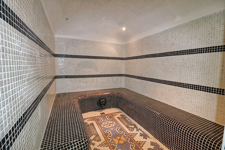 Квартира планировки 3+2 дуплекс в районе Кемер - Анталия 