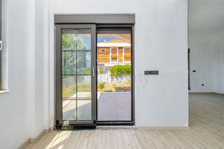 Вилла планировки 5+1 в районе Дошемеалты - Анталия 