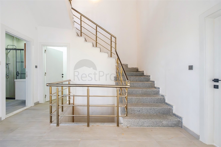 Вилла планировки 5+1 в районе Дошемеалты - Анталия 