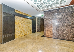 Квартира планировки 3+1 в центре города Анталия 