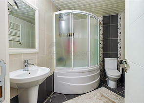 Квартира планировки 3+1 в центре города Анталия 