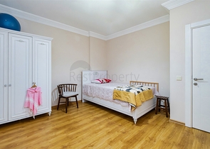 Квартира планировки 3+1 в центре города Анталия 