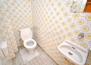 Квартира планировки 3+1 в центре города Анталия 