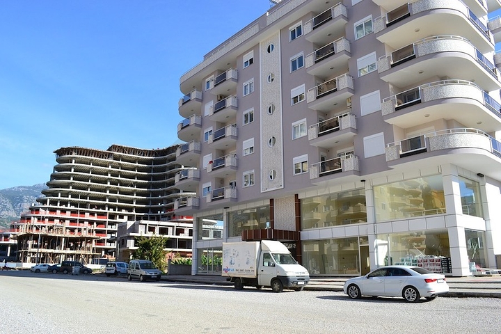 Великолепное коммерческое помещение в центре Махмутлара