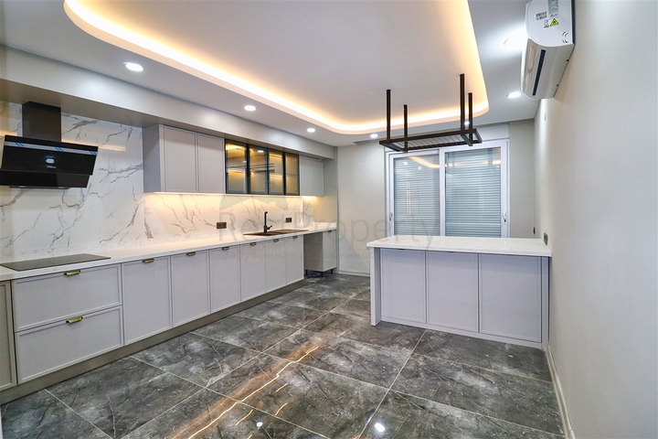 Вилла планировки 5+1 в районе Дошемеалты - Анталия 