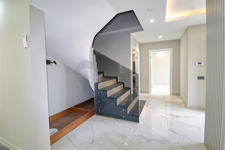 Вилла планировки 5+1 в районе Дошемеалты - Анталия 