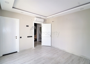 Вилла планировки 5+1 в районе Дошемеалты - Анталия 