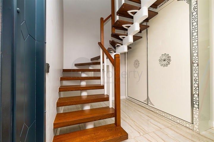 Вилла планировки 5+1 в микрорайоне Гюзельоба - Анталия 