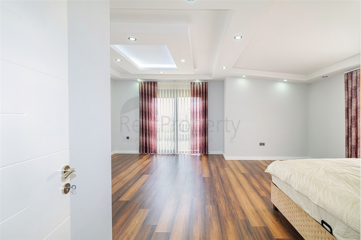 Вилла планировки 5+1 в микрорайоне Гюзельоба - Анталия 