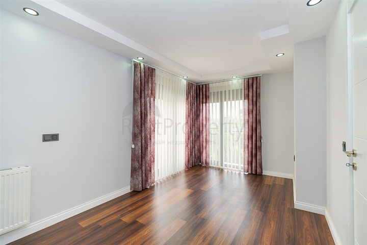 Вилла планировки 5+1 в микрорайоне Гюзельоба - Анталия 