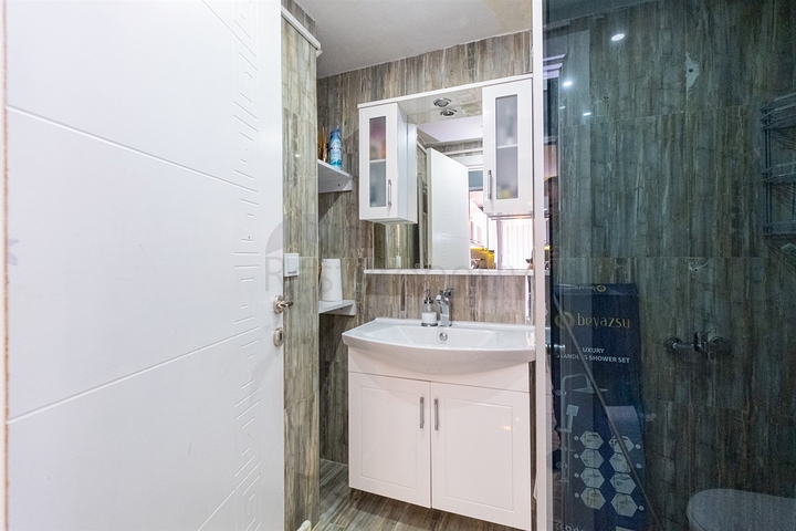 Квартира планировки 3+1 дуплекс в микрорайоне Енигюн - Анталия 