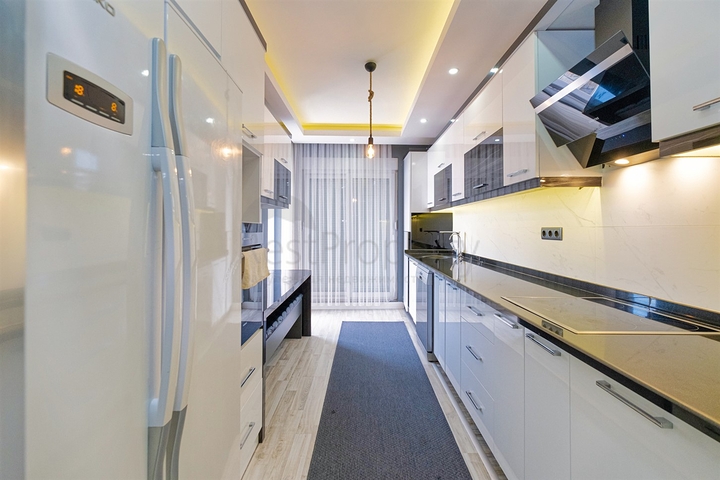 Квартира планировки 3+1 дуплекс в микрорайоне Енигюн - Анталия 