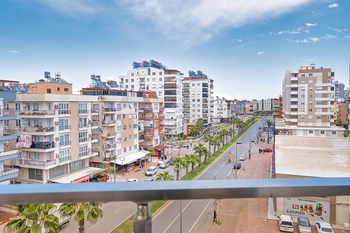 Квартира планировки 3+1 дуплекс в микрорайоне Енигюн - Анталия 