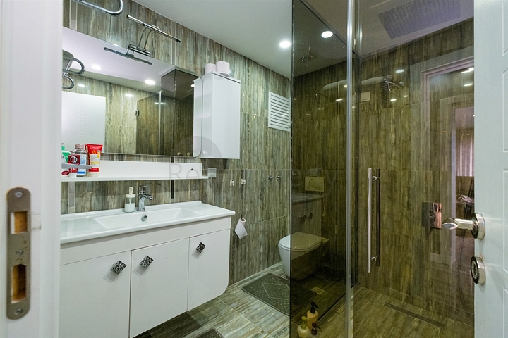 Квартира планировки 3+1 дуплекс в микрорайоне Енигюн - Анталия 