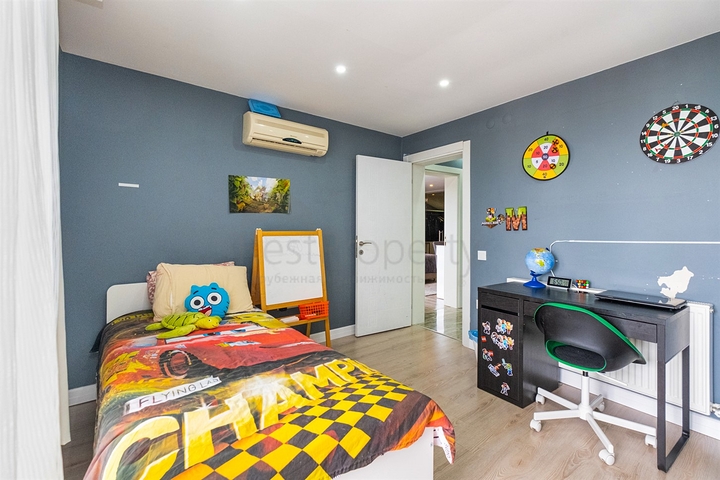 Квартира планировки 3+1 дуплекс в микрорайоне Енигюн - Анталия 