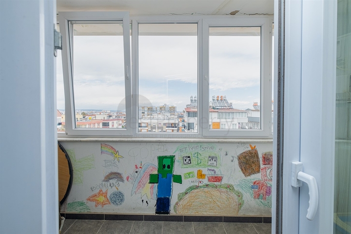 Квартира планировки 3+1 дуплекс в микрорайоне Енигюн - Анталия 