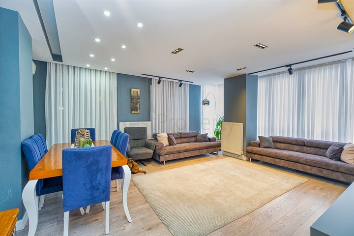 Квартира планировки 3+1 дуплекс в микрорайоне Енигюн - Анталия 