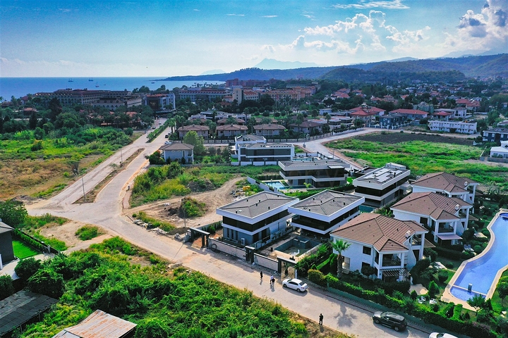 Вилла планировки 4+1 в районе Кемер - Анталия 