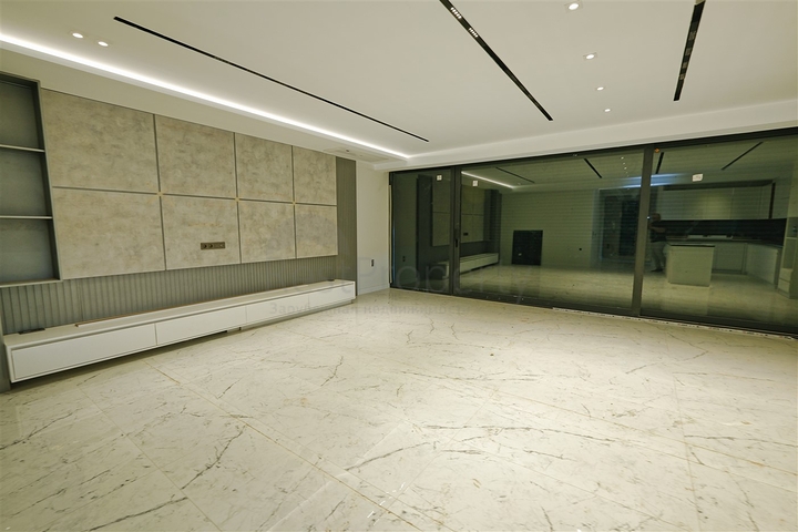 Вилла планировки 4+1 в районе Кемер - Анталия 