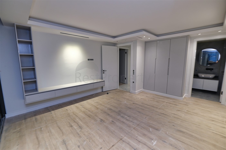 Вилла планировки 4+1 в районе Кемер - Анталия 