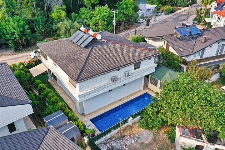 Вилла планировки 3+2 в районе Кемер - Анталия 